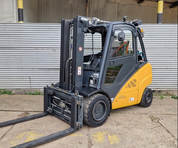 Linde 3500kg triplex  (a93a)
