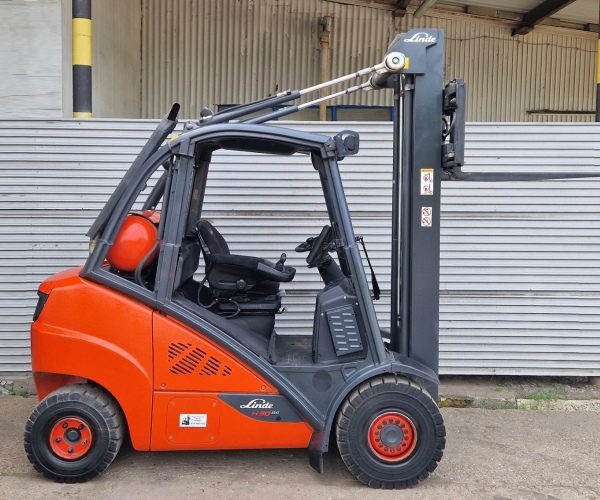 Linde H30T-02 triplex 650cm 2016r (5cb) 