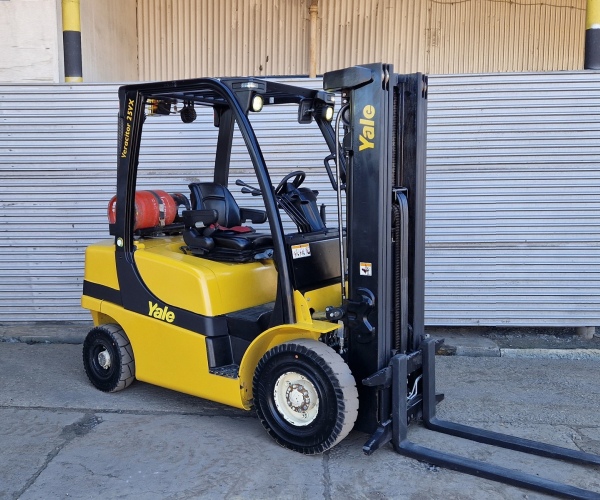 Yale 2500kg  triplex  2017r (2ca)  (1)
