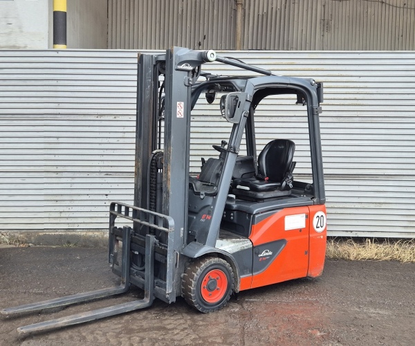 Linde 1400kg elektryczny triplex 2019r    (2ef)  
