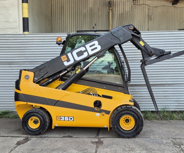 JCB 3500kg teleskopowy diesel 2017r (7dc)  