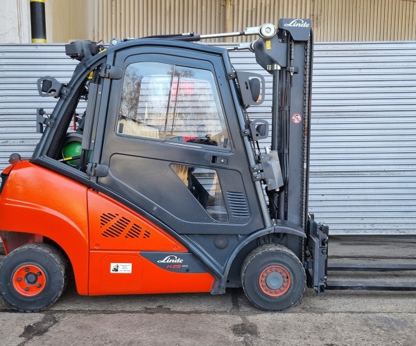 Linde 2500kg 2016r (2bc)   