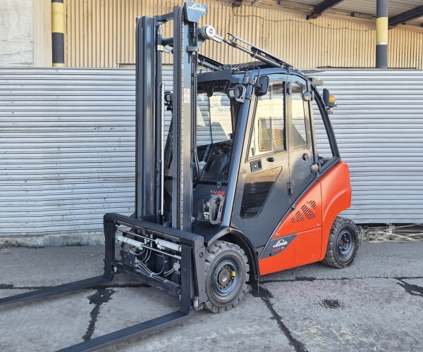Linde 2500kg diesel 2019r    (2ec) 